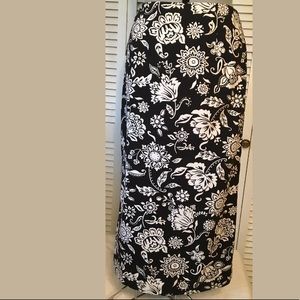 Talbots Petites Size 10 Skirt Black White Floral
